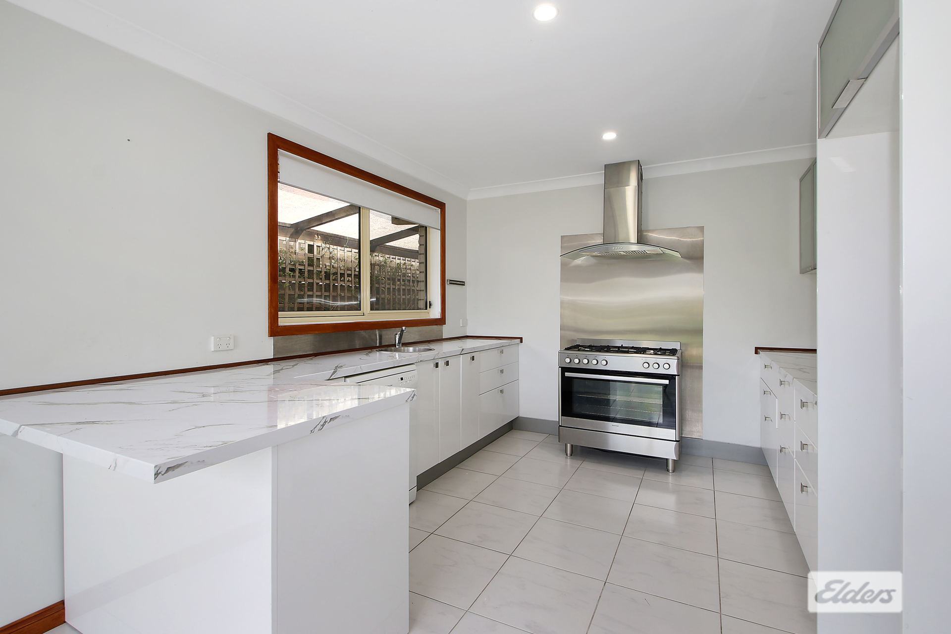 3 CAMPBELL AV, WEST WODONGA VIC 3690, 0部屋, 0バスルーム, House