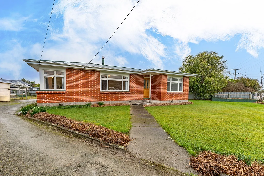Geraldine 3 Bedroom Solid Start with Space to Grow
