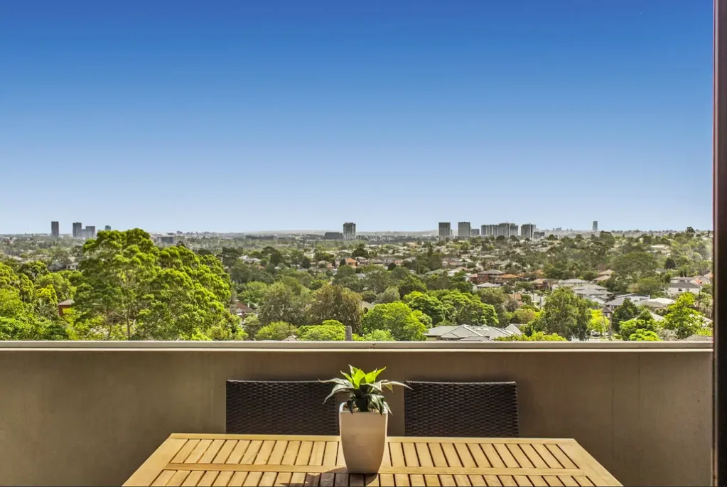 Modern Apartment Offering Space & Unmatched Convenience