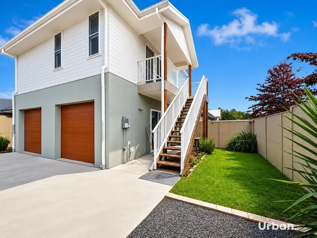 Modern One Bedroom Loft Living with Scenic Views- For Lease
