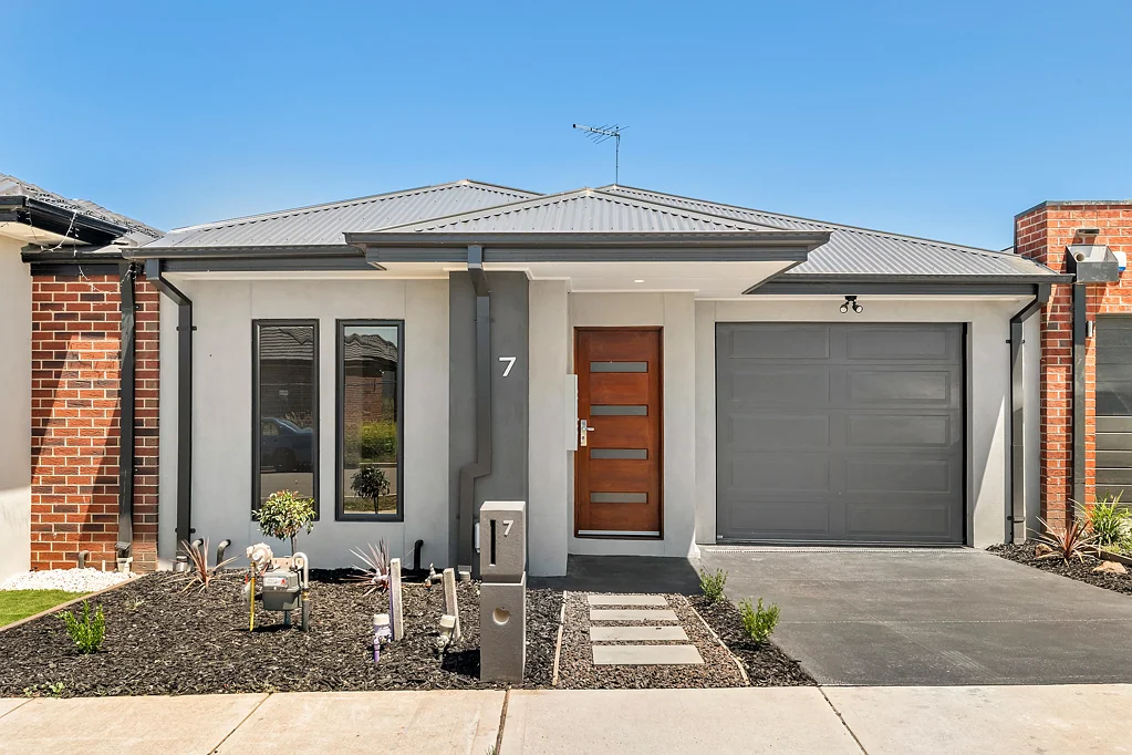7 Oleander Circuit, Beveridge, VIC 3753