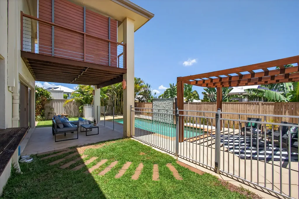 Redland Bay 5Kwarto Sea Breeze in Seagrass  Your Dream Home Awaits