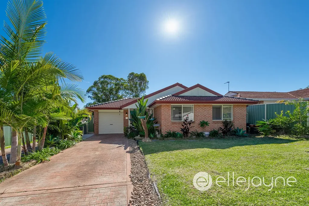 Bonnells Bay 3 Bedroom AFFORDABLE, LOW-MAINTENANCE, BRICK & TILE HOME IN LAKESIDE SUBURB OF BONNELLS BAY