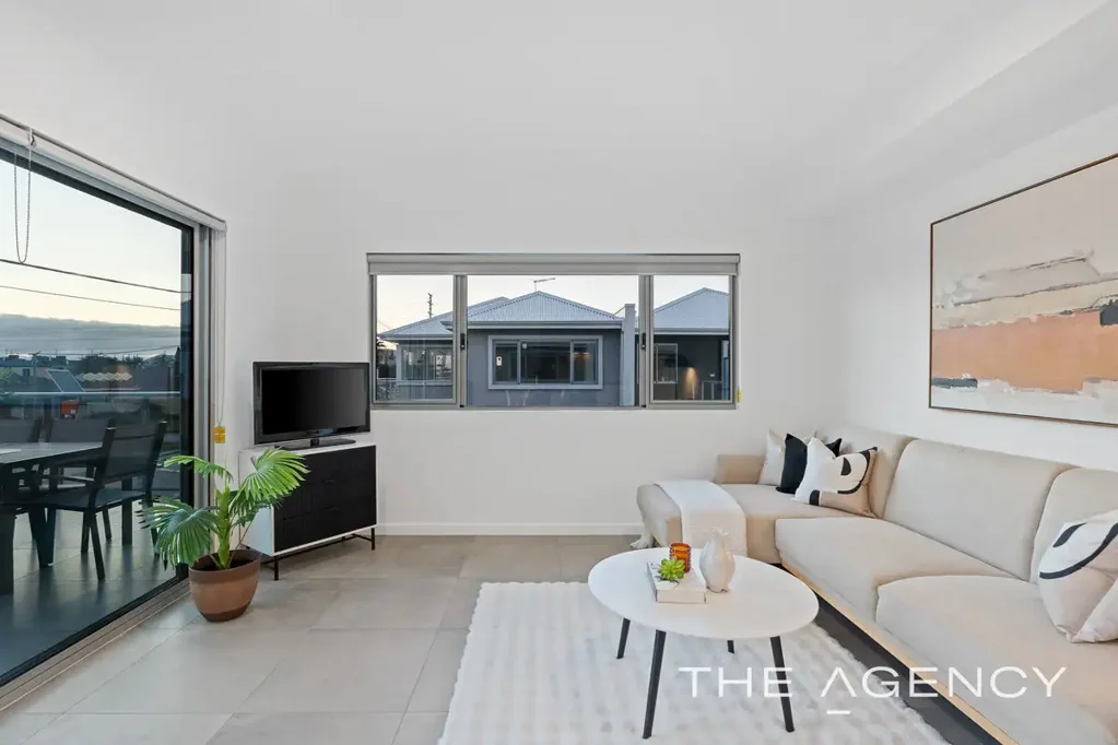 Cannington 3chambre Brand New Townhouse Living – Sleek Design in a Gated Complex