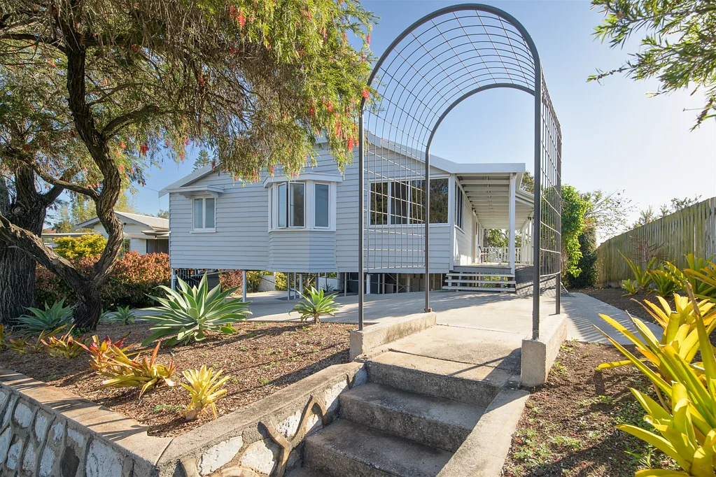 19 Fisher Street, West Gladstone, QLD 4680