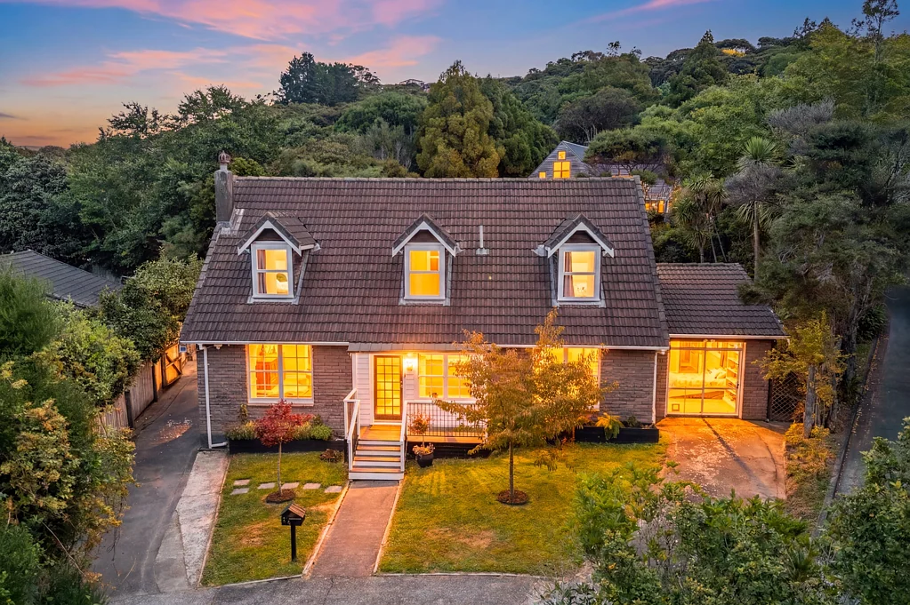 34 Latitude Close, Whitby, Porirua, Wellington