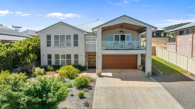 Scone 4ਬੈੱਡਰੂਮ Contemporary Brilliance in a Premium Estate