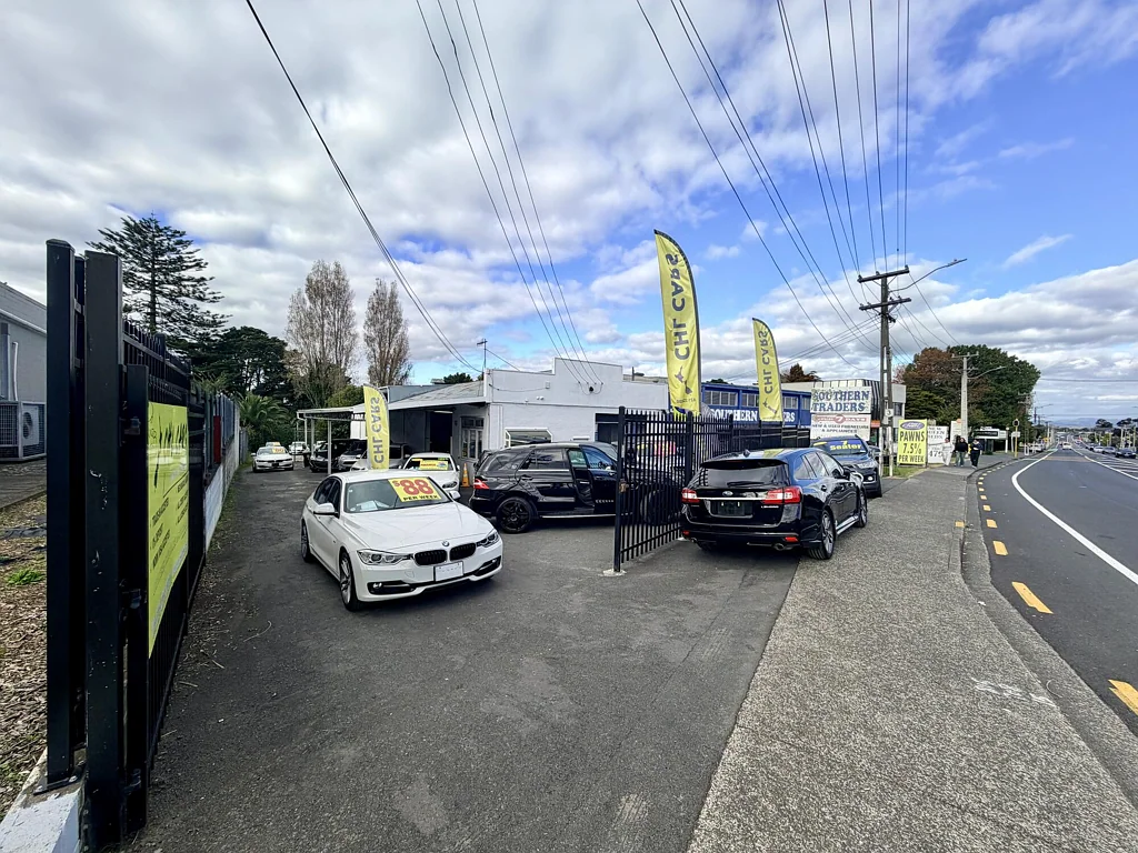Manurewa Showroom, Workshop & Yard, High Exposure Location