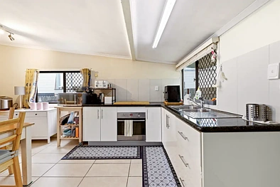30 Hale Street, Margate, QLD 4019, 3房, 1浴, House