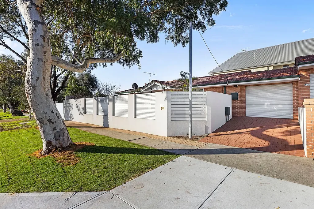 60 Calais Road, Scarborough, WA 6019