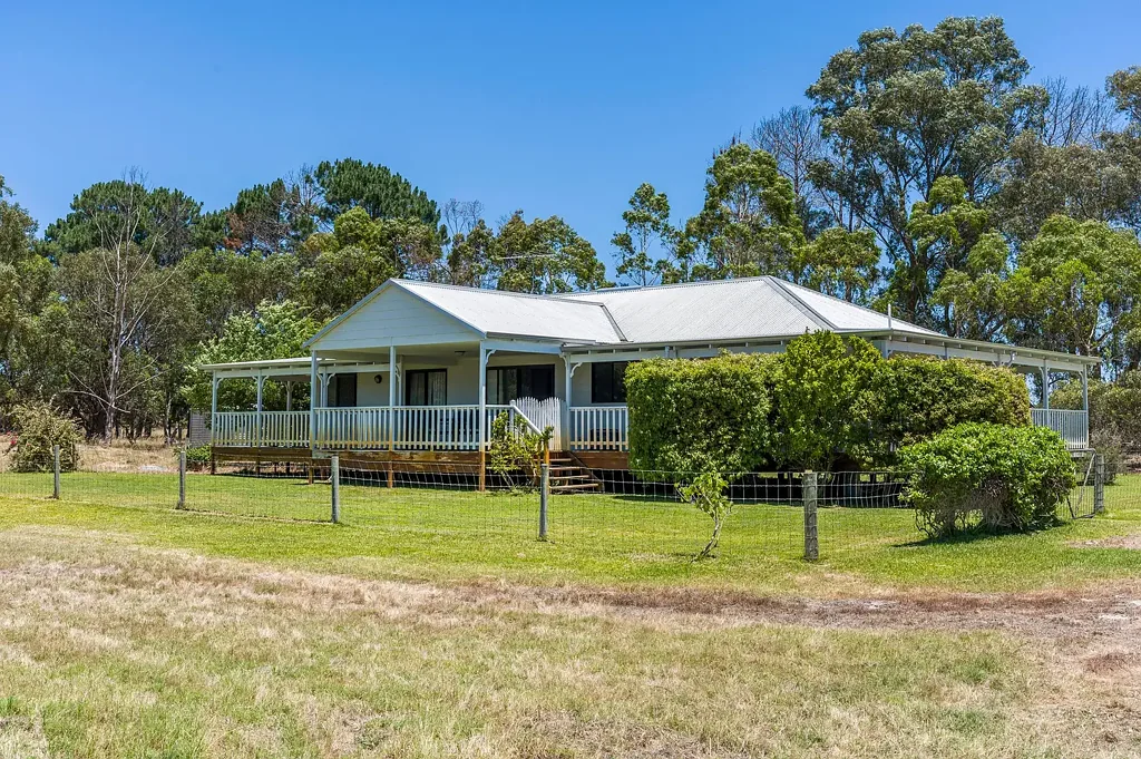 1042 Almeria Parade, Bullsbrook, WA 6084