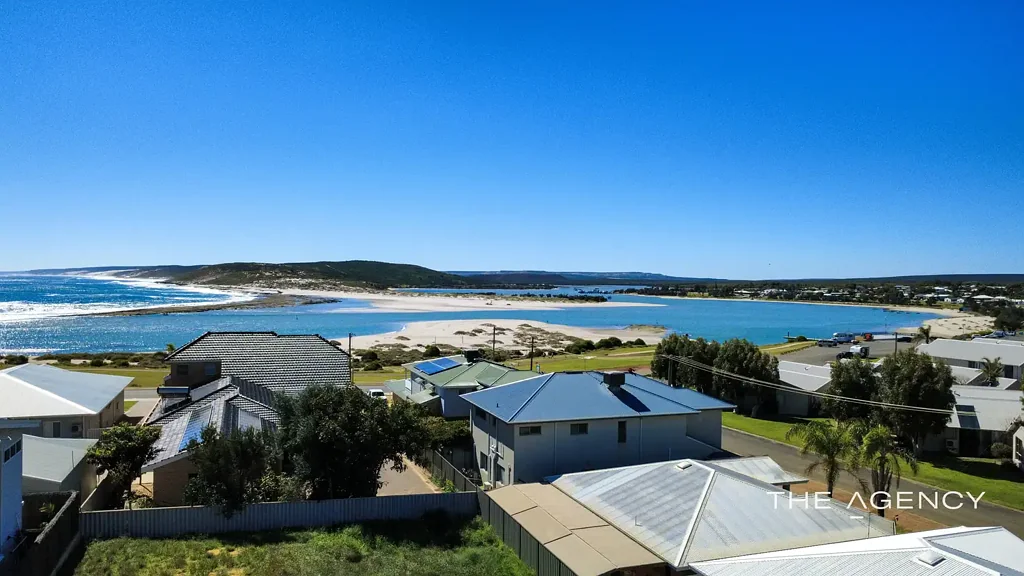 Kalbarri Prime location with potential views