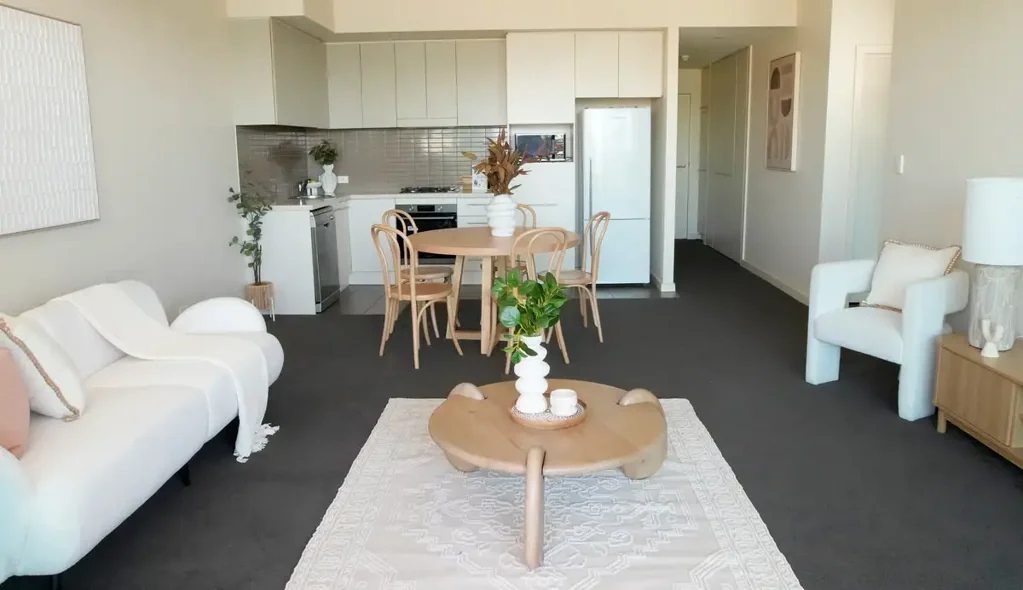 201/1-2 Tarni Court, New Port, SA 5015
