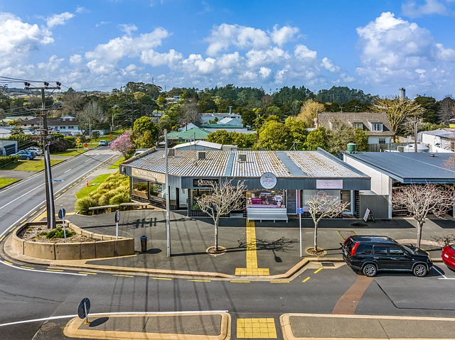 14 Matua Road, Huapai, Rodney
