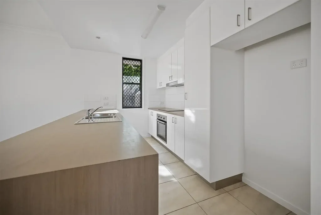 New Auckland 4Kwarto Move In Ready Family Living with Space to Enjoy