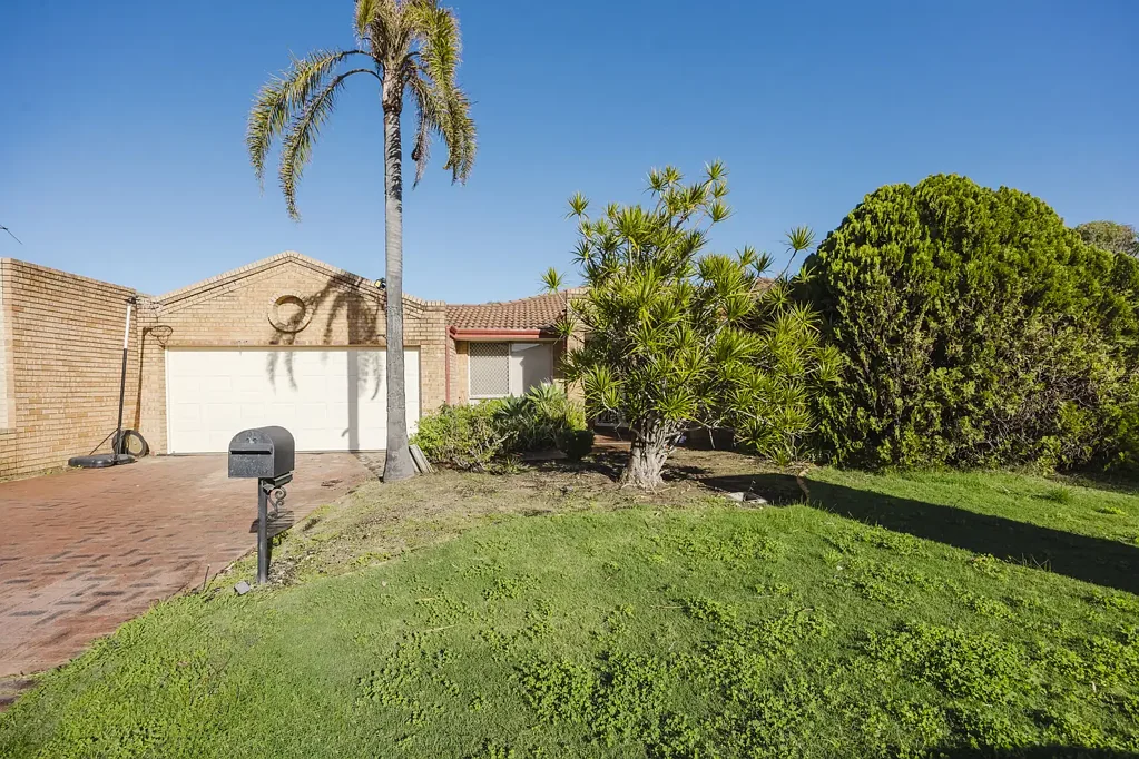 Kinross 4 Bedroom A Forever Home, to Nest or Invest!