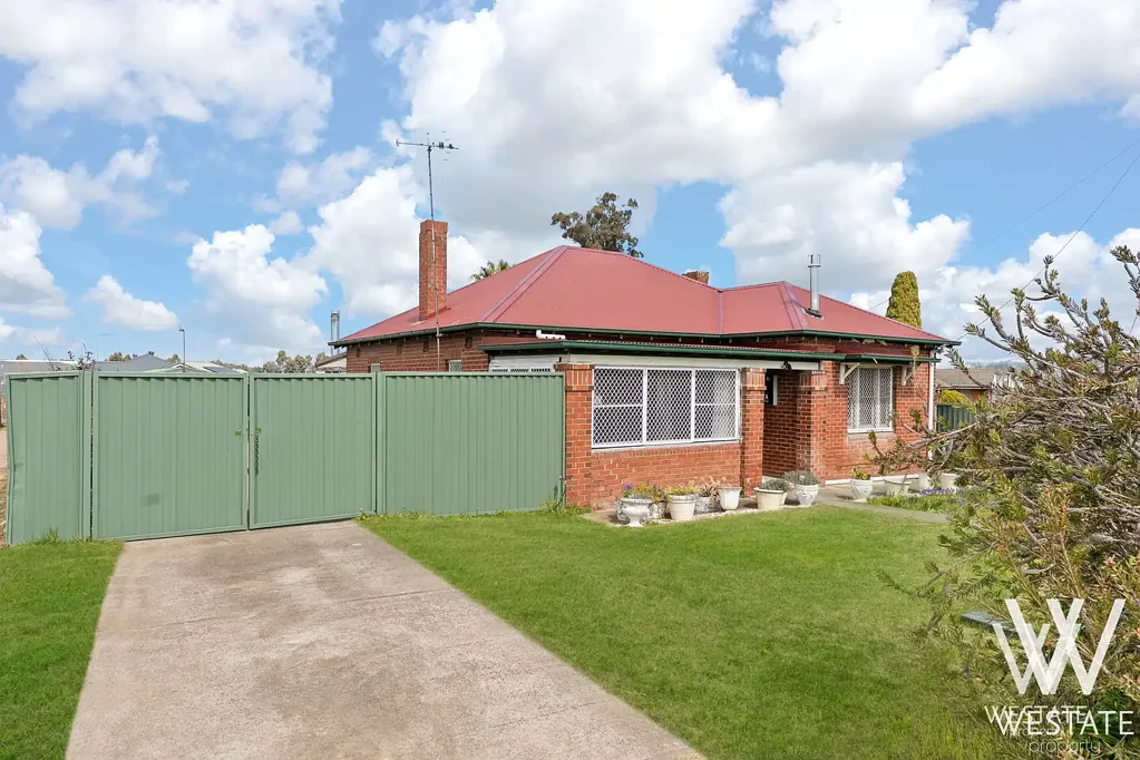 Kelso 4 Bedroom SPACE, FLEXIBILITY & A HUGE BLOCK