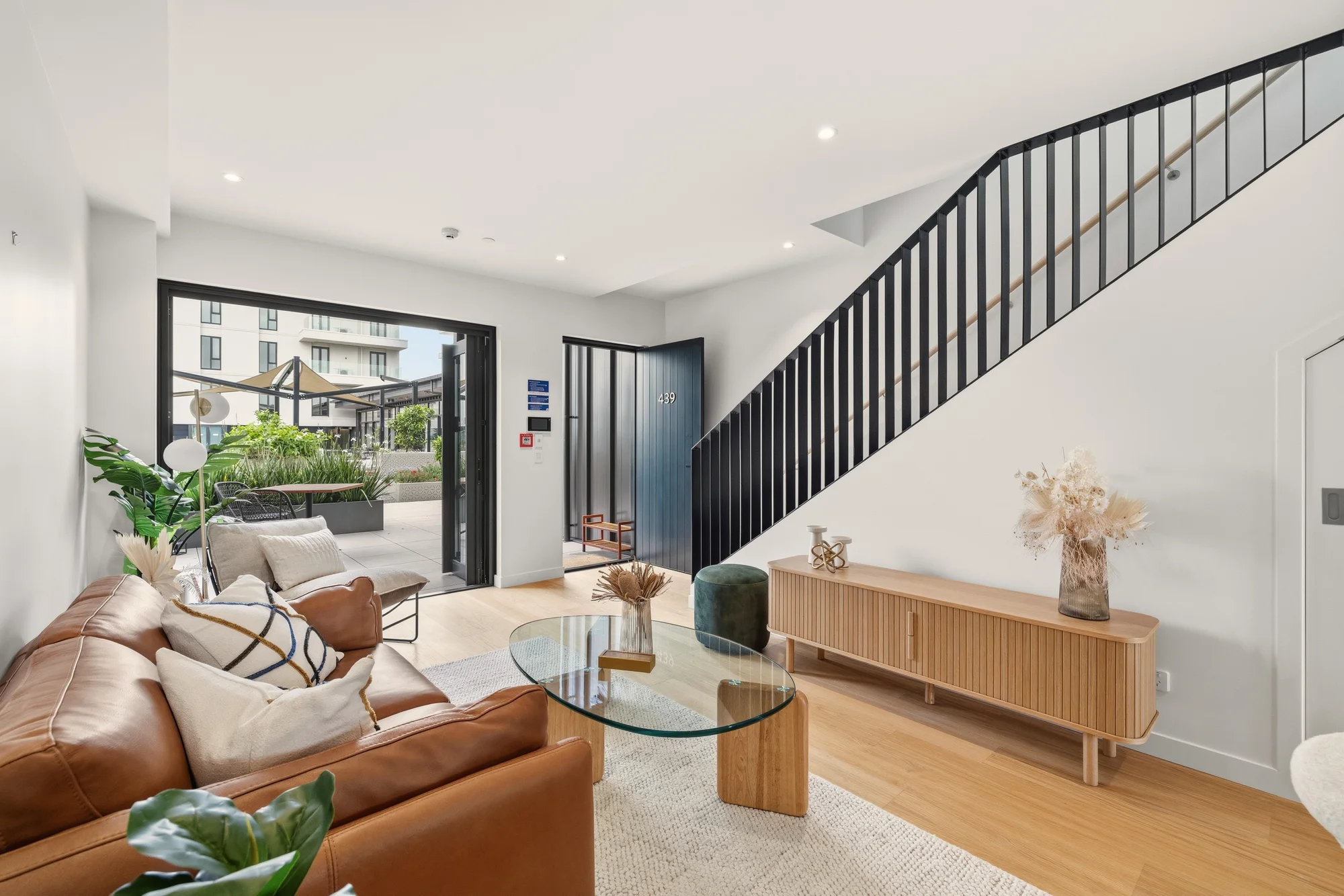 Tauranga Central 2غرفة نوم Brand New Garden Villa at Elizabeth Towers!