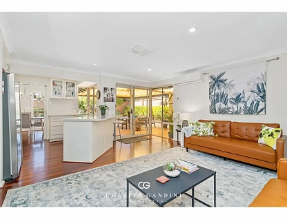 7/11 Francis Road, Applecross, WA 6153, 3 ਕਮਰੇ, 2 ਬਾਥਰੂਮ, House