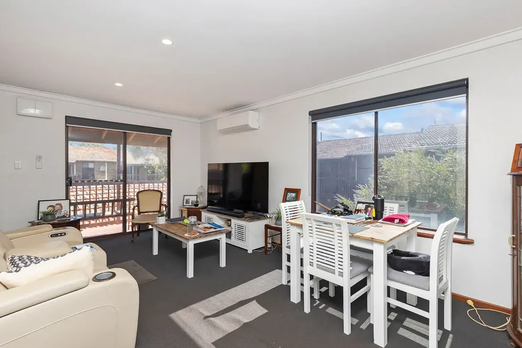 Kensington 2બેડરૂમ NEW TO MARKET