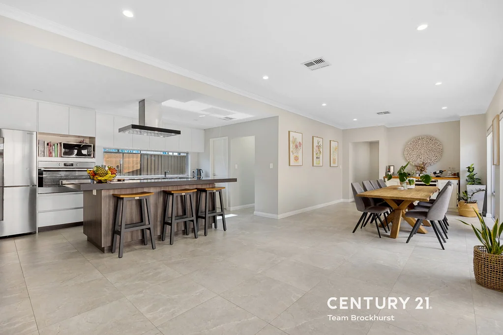 27 Saltbush Street, Wandi, WA 6167