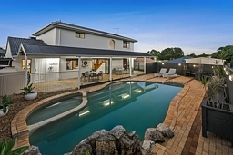 8 Goorari Street, Eight Mile Plains