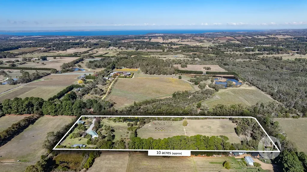 Balnarring 3 Bedroom 10 Idyllic Acres of Rural Charm