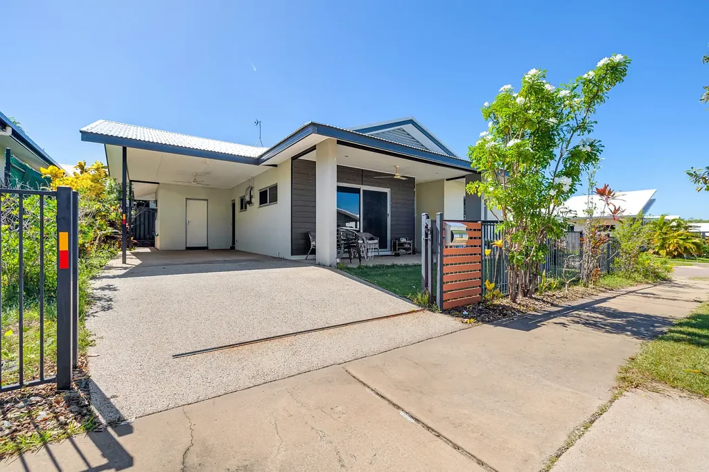 Durack 3房  Corner Block Comfort with Solar & Exceptional Family Appeal