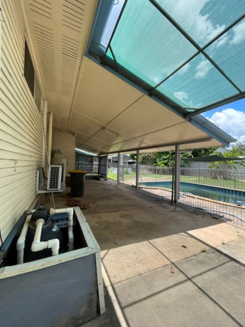 158 MILLS AV, MORANBAH QLD 4744, 0房, 0浴, House