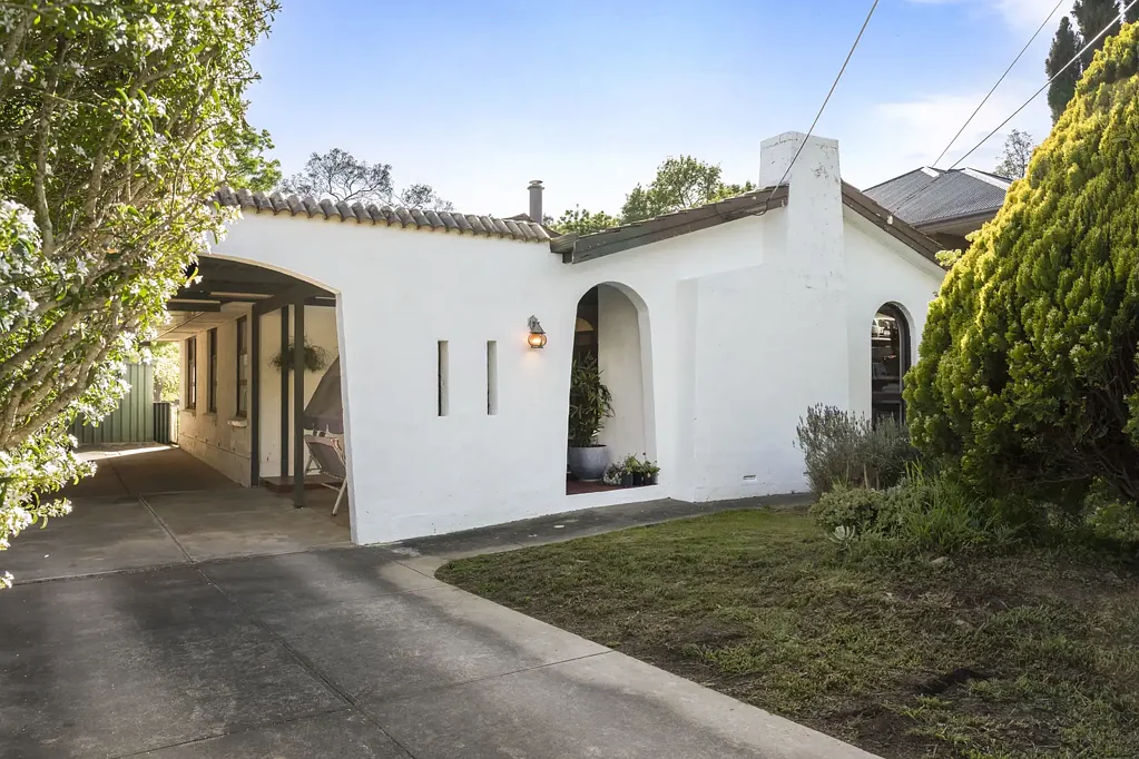 Bridgewater 3Kwarto Spanish soul, Hills serenity, and 780sqm of pure possibility…