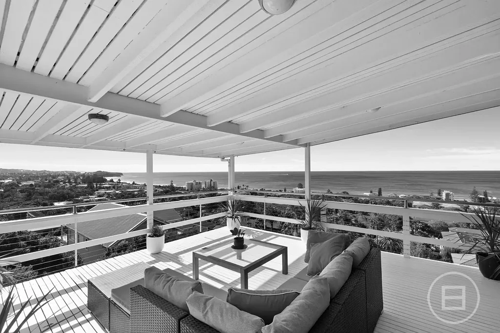 Narrabeen 6침실 Auction Saturday 4th July at 2pm