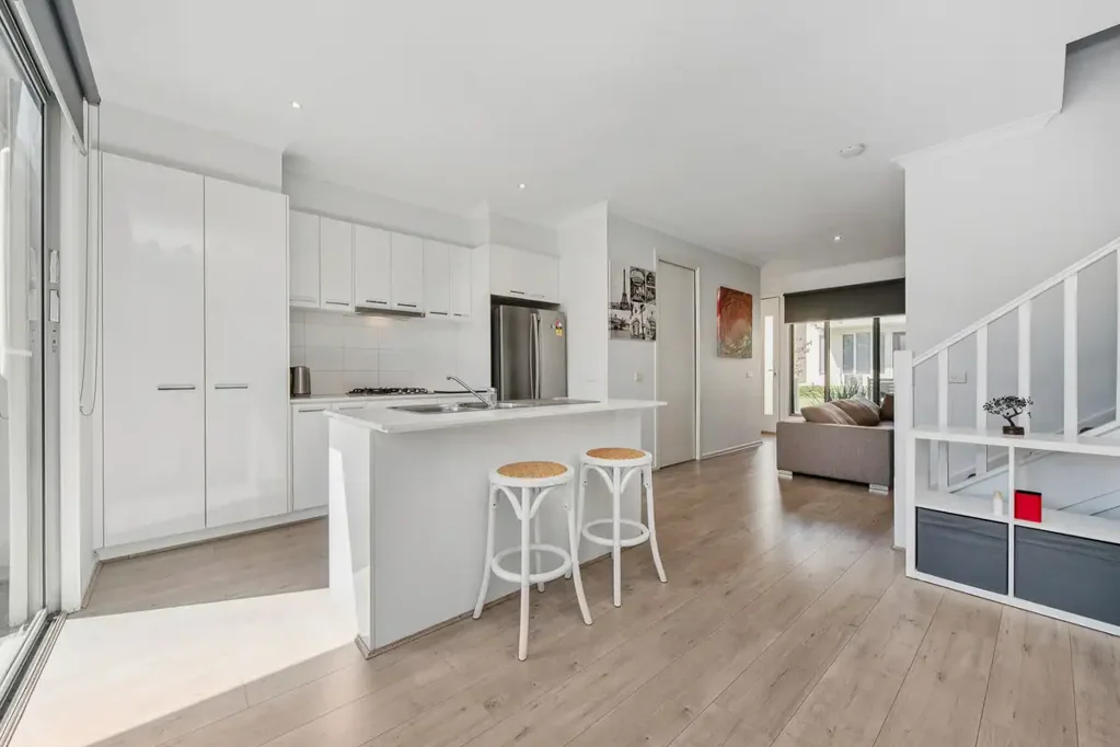7 Nanea Path, Cranbourne, VIC 3977