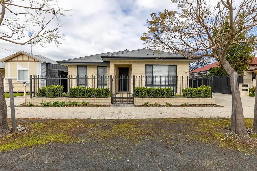 South Bunbury 3房  STUNNING STYLE, SPACIOUS LIVING & SUPERB LOCATION