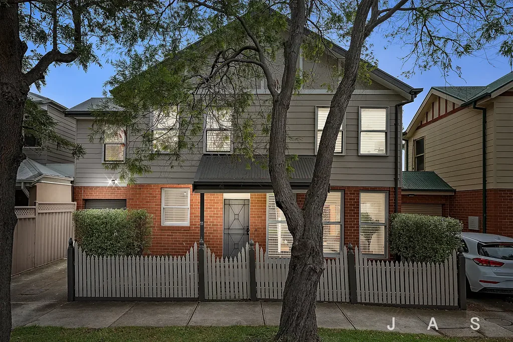 11 Lormer Street, Yarraville, VIC 3013