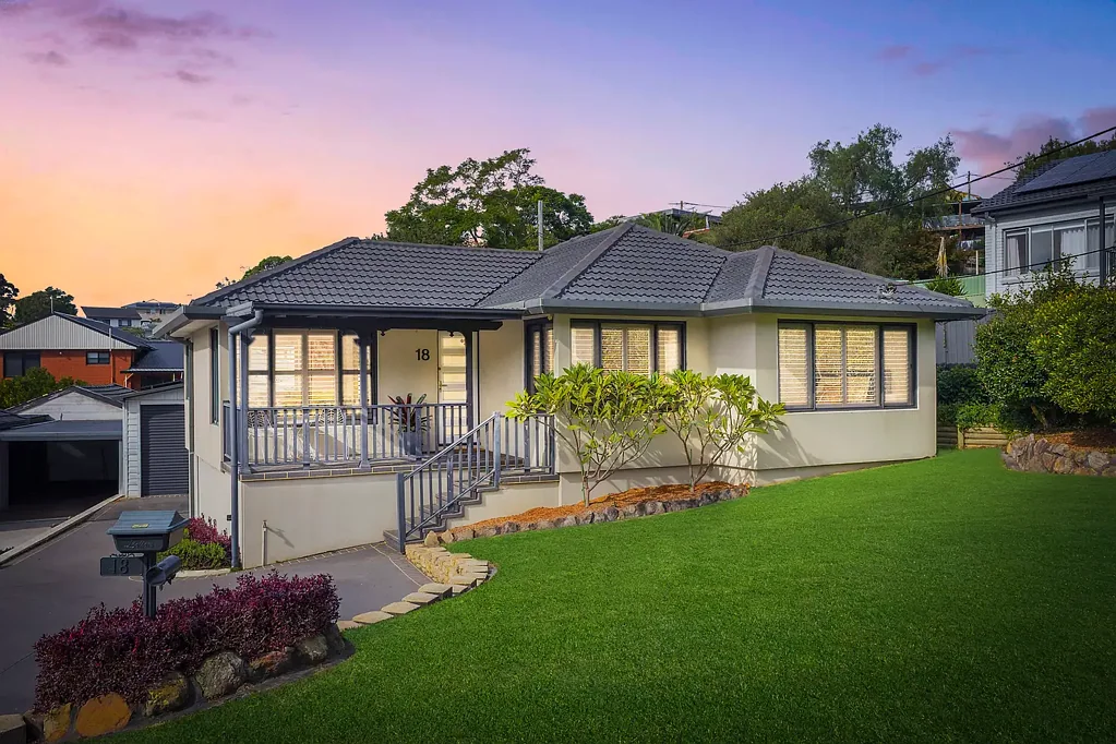 18 Pambula Road, Engadine, NSW 2233