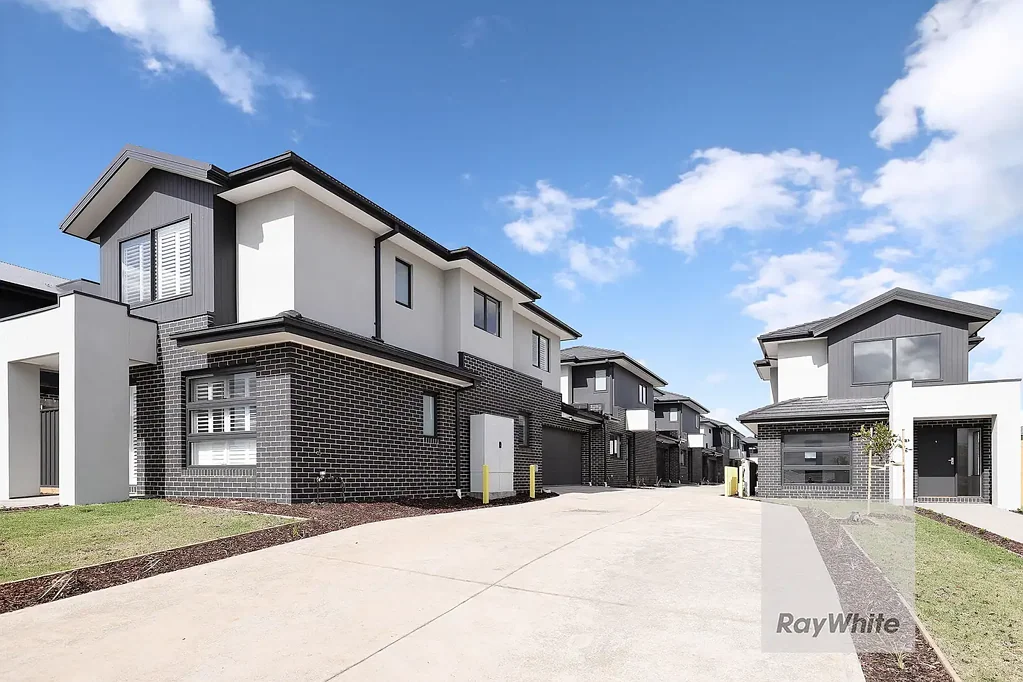 Near New Townhouse!