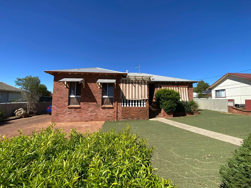 6 Dale Street, Narrogin, WA 6312