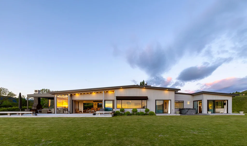 Kinloch 3房  Rare position, effortless lifestyle
