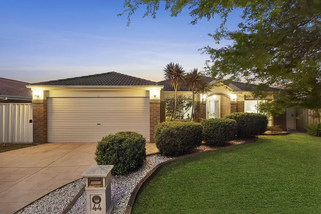 44 Marlesford Crescent, Berwick, VIC 3806
