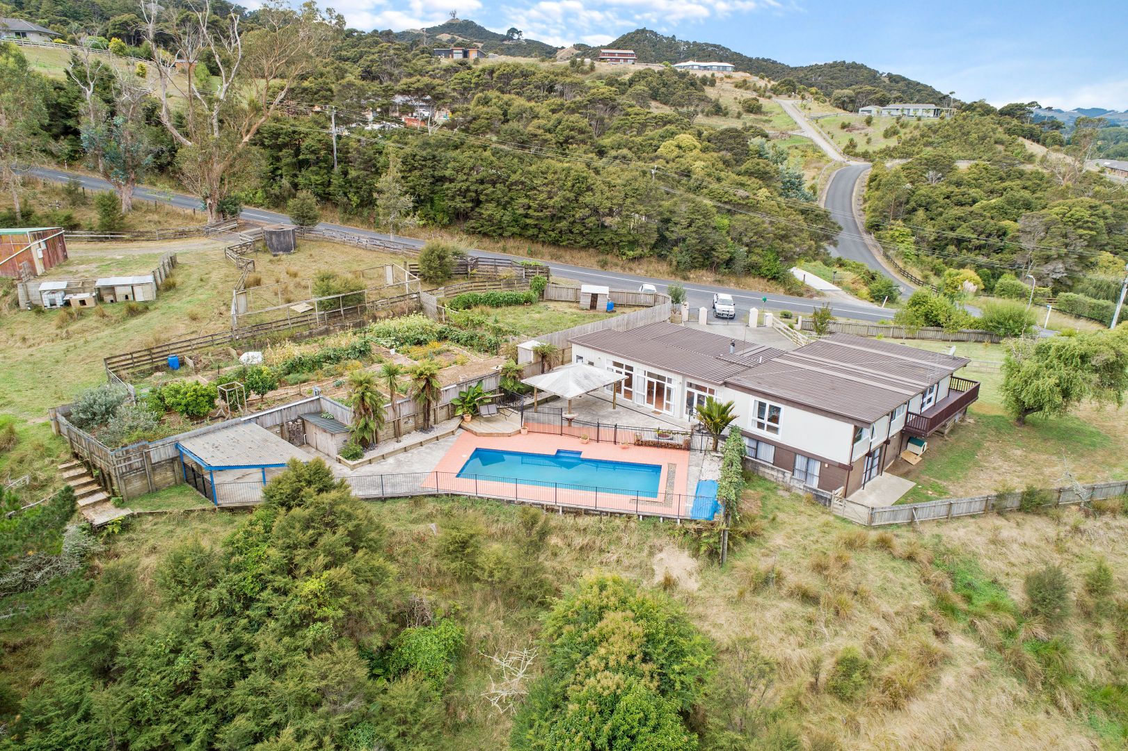 27 Pinnacle Hill Road, Mangatawhiri, Waikato, 4 कमरे, 2 बाथरूम