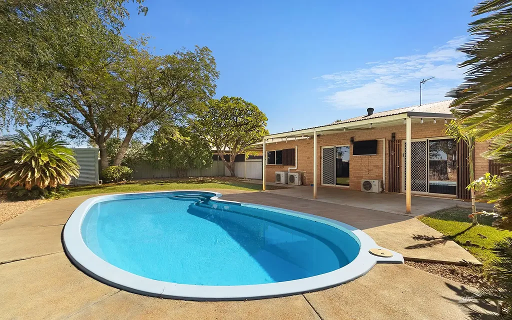 Nickol 3غرفة نوم Tropical Family Living with Poolside Privacy