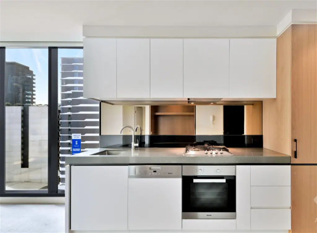 Unfurnished Luxury Two-Bedroom Apartment in the Heart of South Yarra