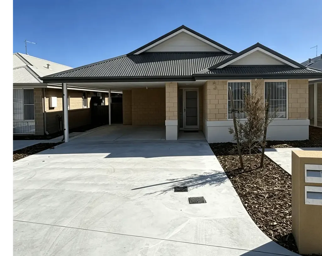 Greenfields 3Zimmer Brand New Dual-Key Property! FULLY FURNISHED. Approx 7% - 15% Returns !