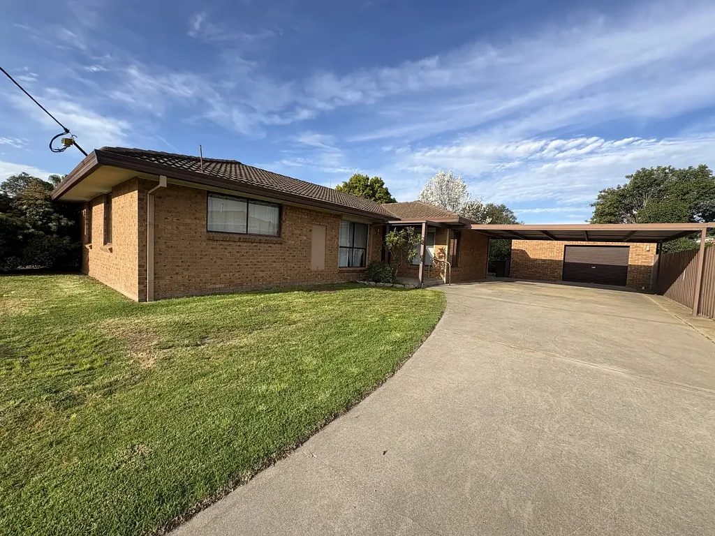 Spacious Family Home in a Prime Location