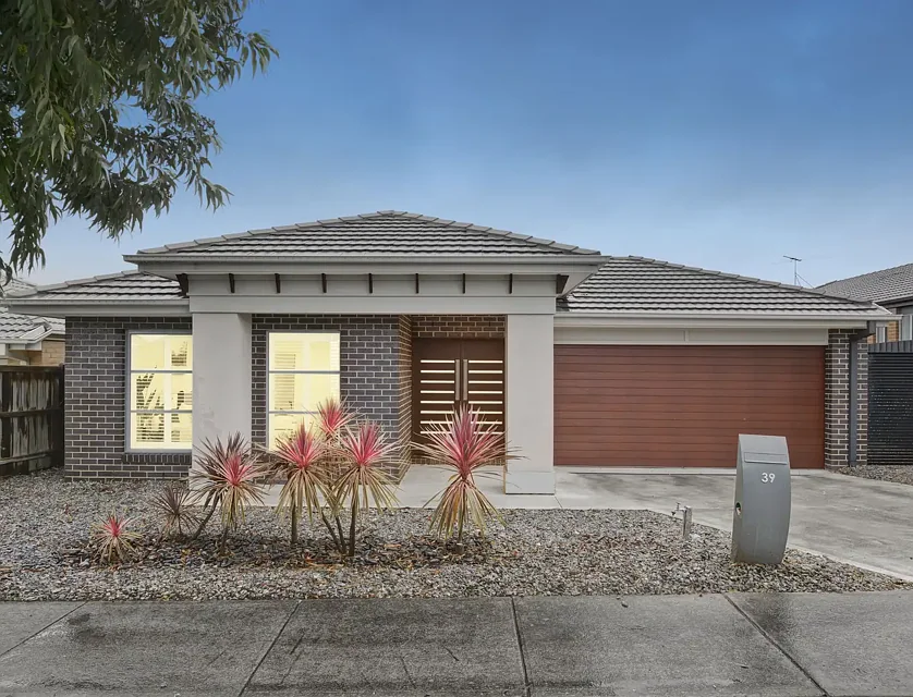 39 Dunraven Crescent, Doreen, VIC 3754, 4房, 2浴, House