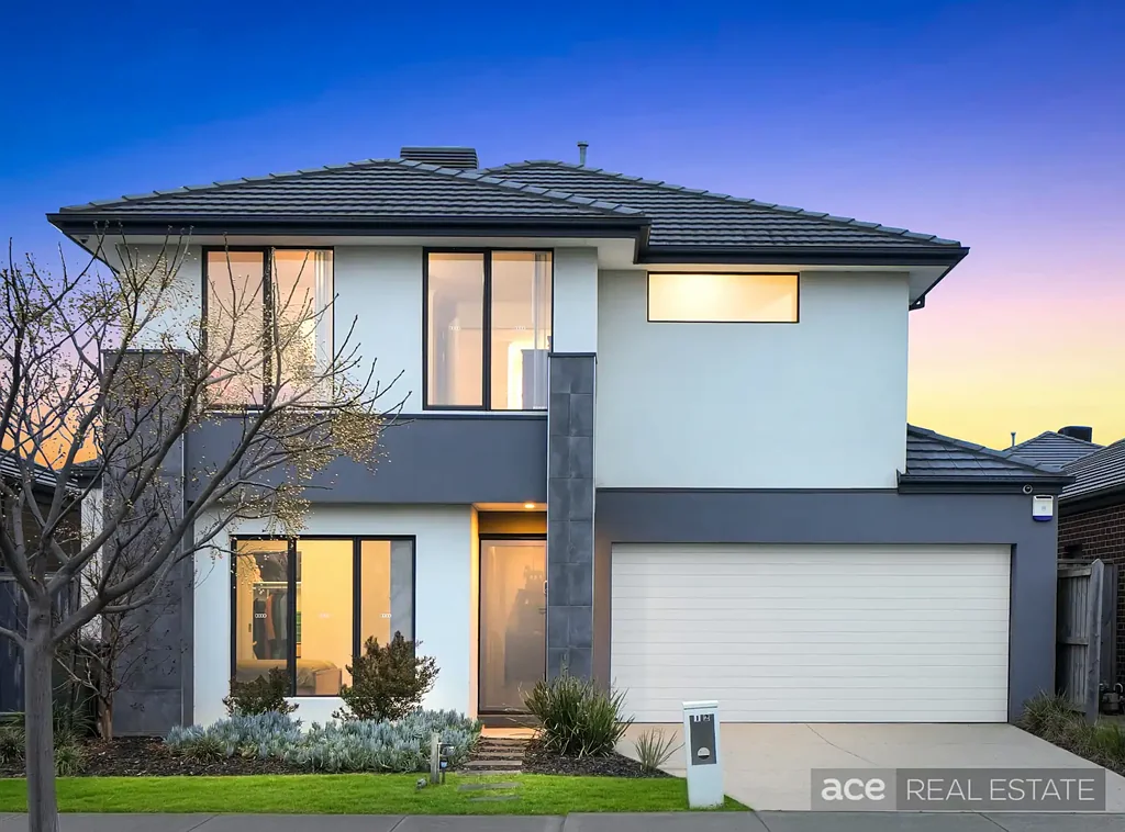 Williams Landing 5Kwarto Big on Space, Brilliant on Lifestyle - The Family Home That Has It All!