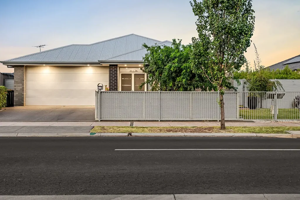 19 Woodbridge Drive, Angle Vale, SA 5117