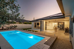 8 Bowerbird Avenue, Burnside