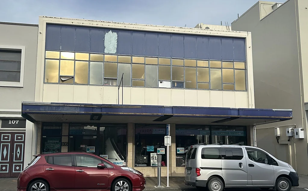 Hastings  Mid-Century Character with Value-Add Potential