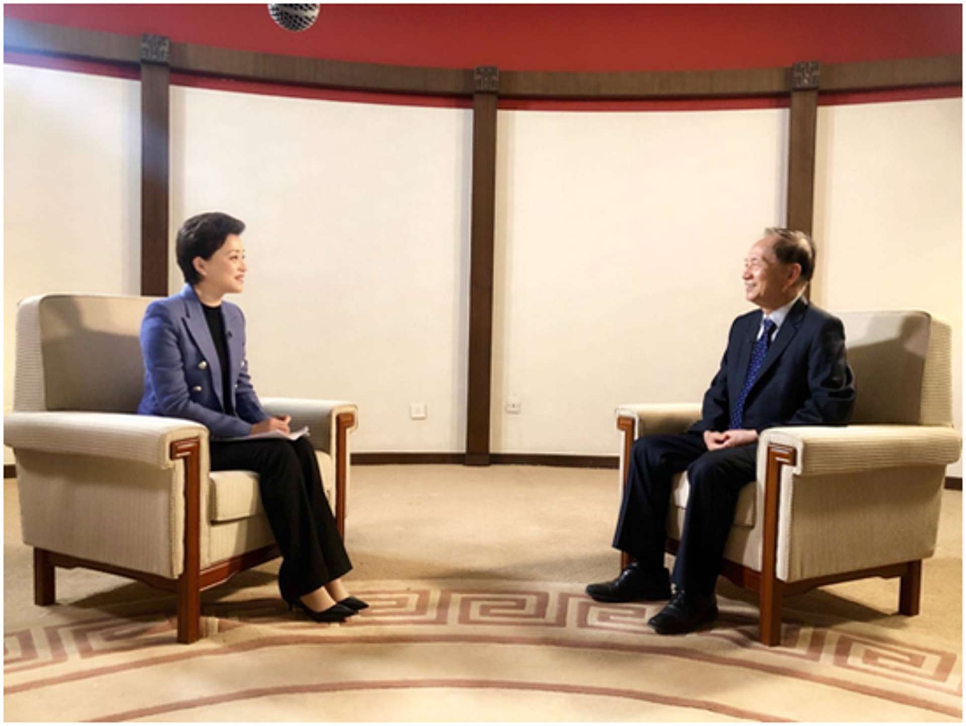 杨澜《探寻人工智能》第二季 | 领略万物互联的智能新时代